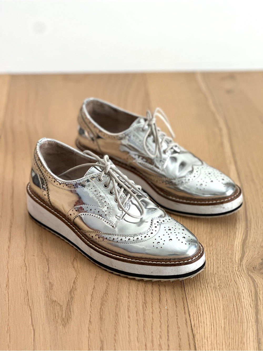 Shellys London Silver Mirror Metallic Brogue Platform Oxford Shoes